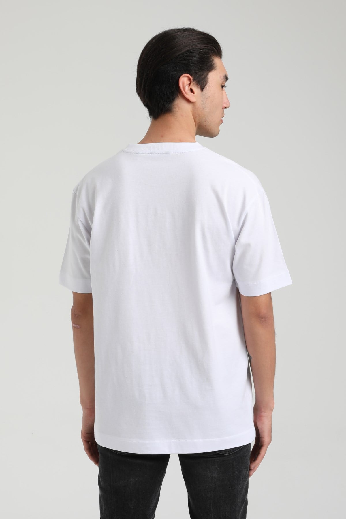 New World Polo Bisiklet Yaka Beyaz Oversize Baskılı T-Shirt 21SSM20231