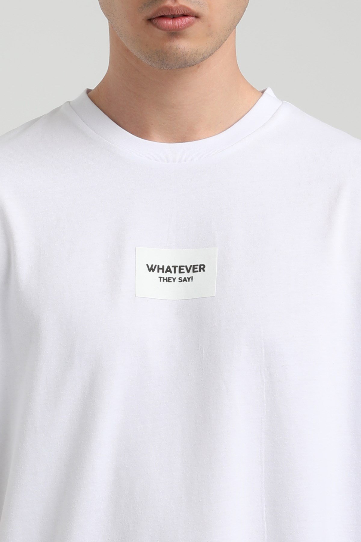 New World Polo Bisiklet Yaka Beyaz Oversize Baskılı T-Shirt 21SSM20231