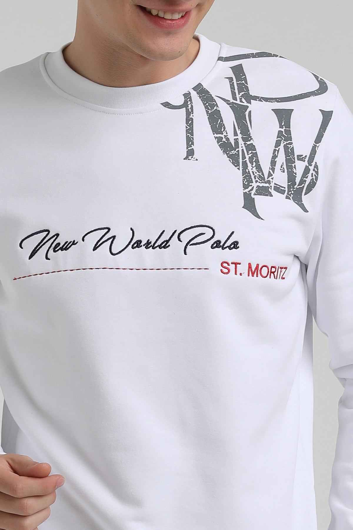 New World Polo Bisiklet Yaka Beyaz Regular Sweatshirt 22FWM60139