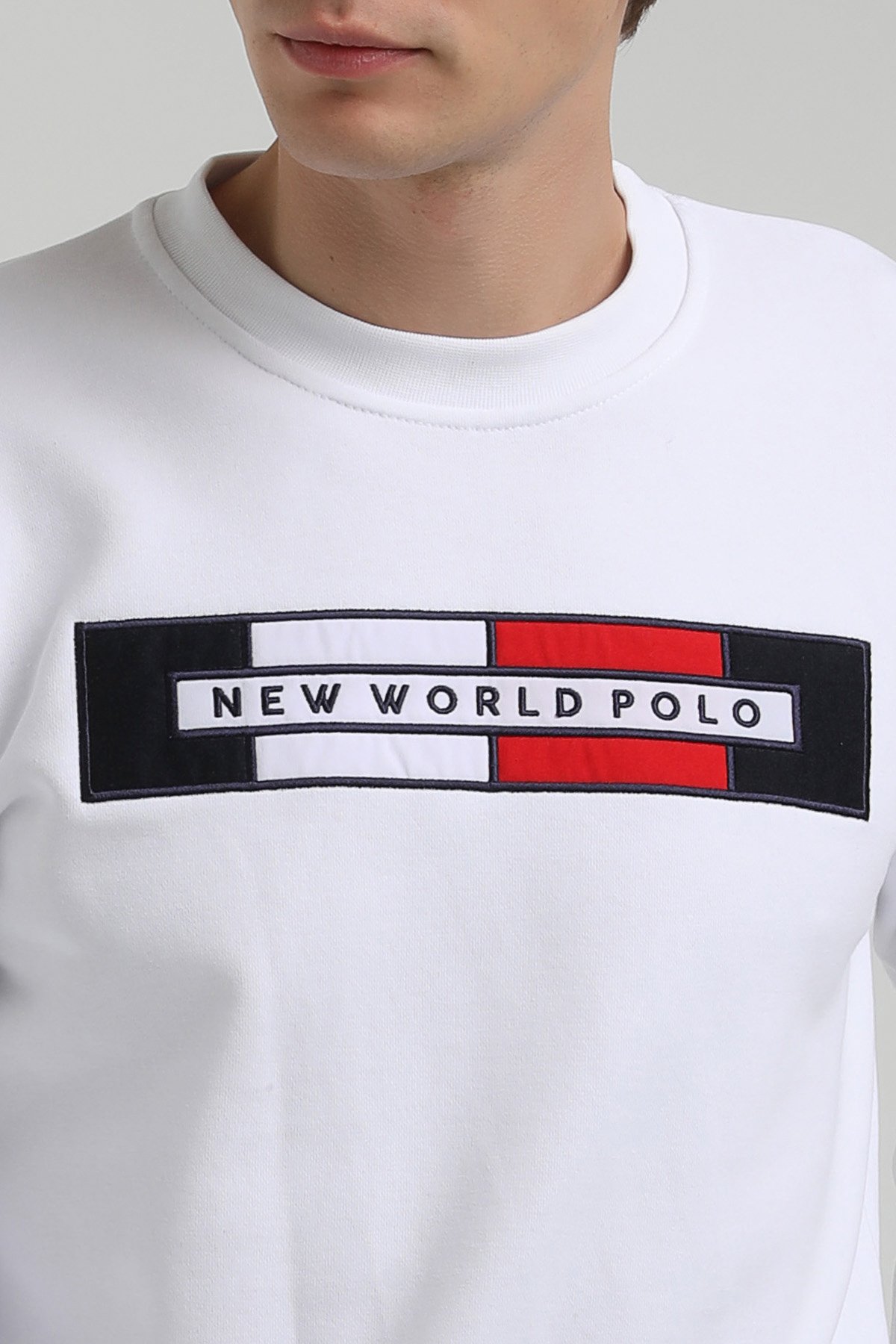 New World Polo Bisiklet Yaka Beyaz Regular Sweatshirt 22FWM60124