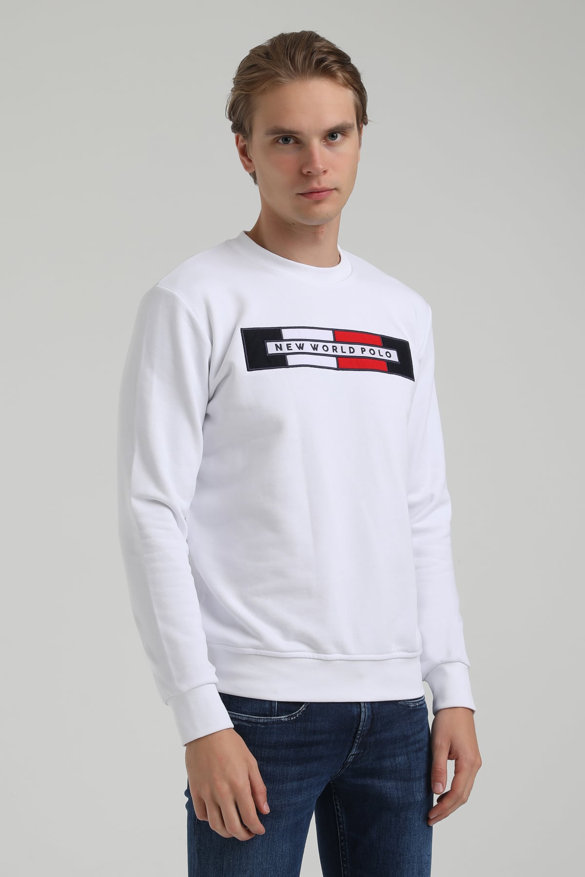 New World Polo Bisiklet Yaka Beyaz Regular Sweatshirt 22FWM60124