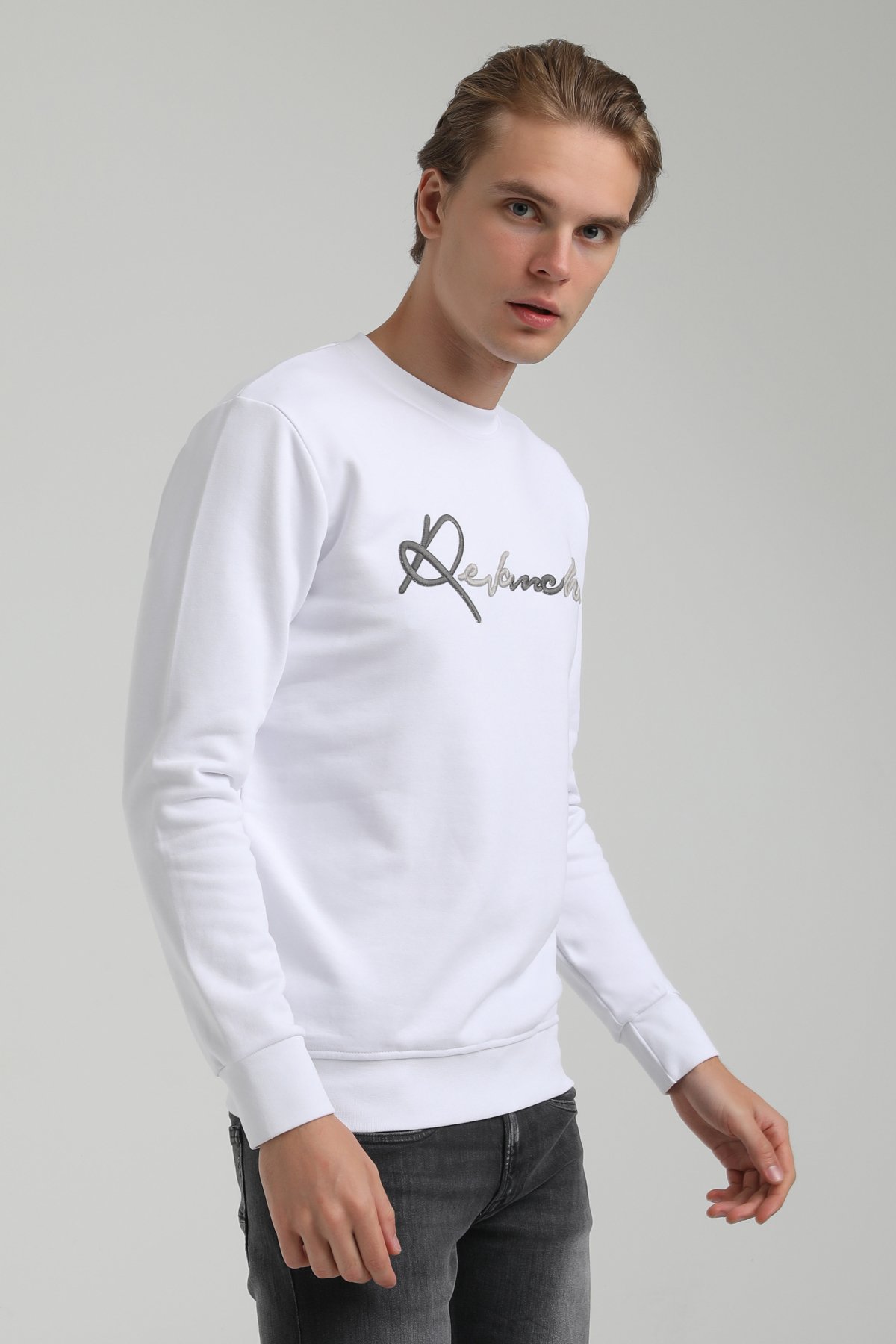 New World Polo Bisiklet Yaka Beyaz Regular Sweatshirt 22FWM60128