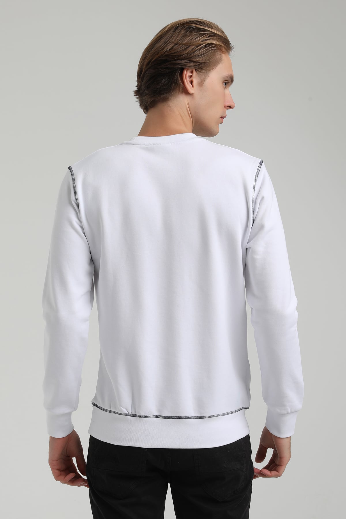 New World Polo Bisiklet Yaka Beyaz Regular Sweatshirt 22FWM60121