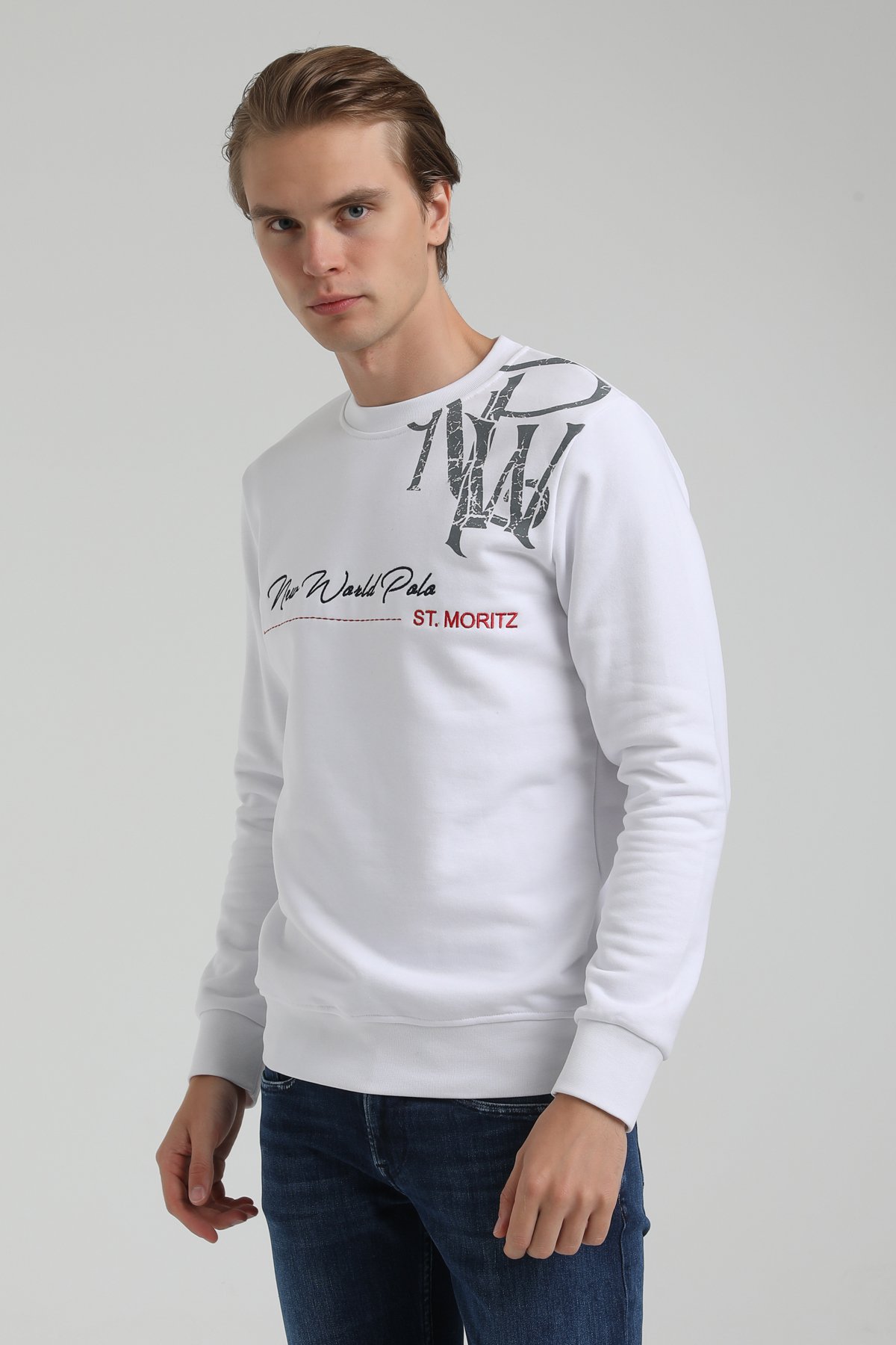 New World Polo Bisiklet Yaka Beyaz Regular Sweatshirt 22FWM60139
