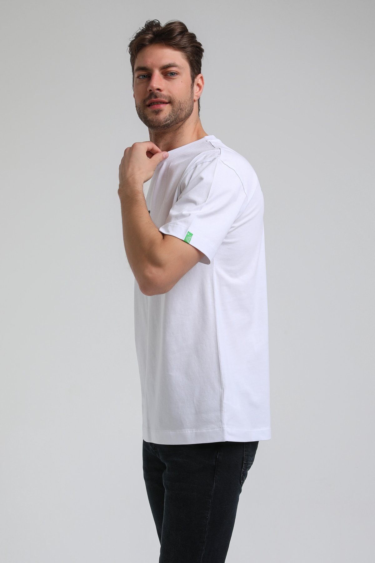 New World Polo Bisiklet Yaka Beyaz Slim Fit Tişört 23SSM20335