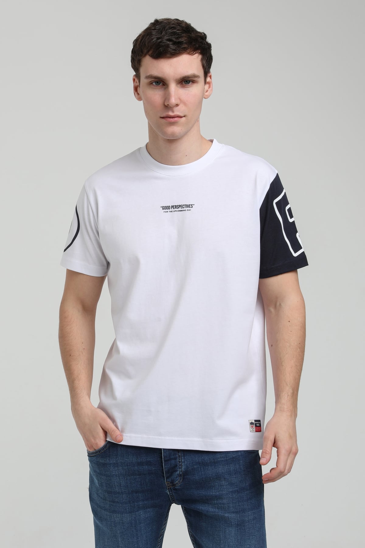 New World Polo Bisiklet Yaka Beyaz Slim Fit Tişört 23SSM20326