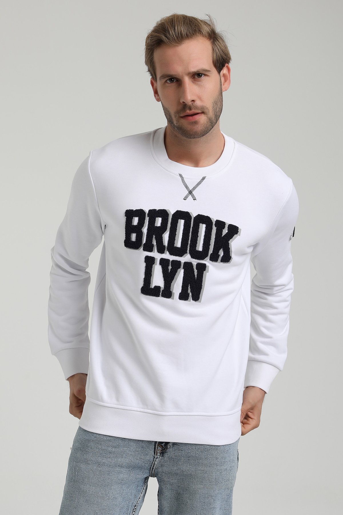 New World Polo Bisiklet Yaka Beyaz Slim Fit Sweatshirt 22FWM60120