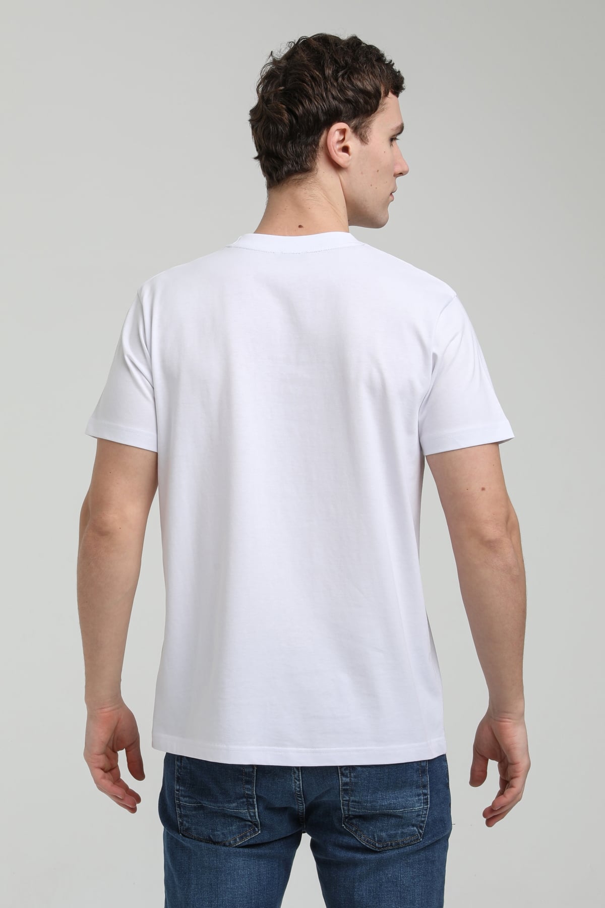 New World Polo Bisiklet Yaka Beyaz Slim Fit Tişört 23SSM20325