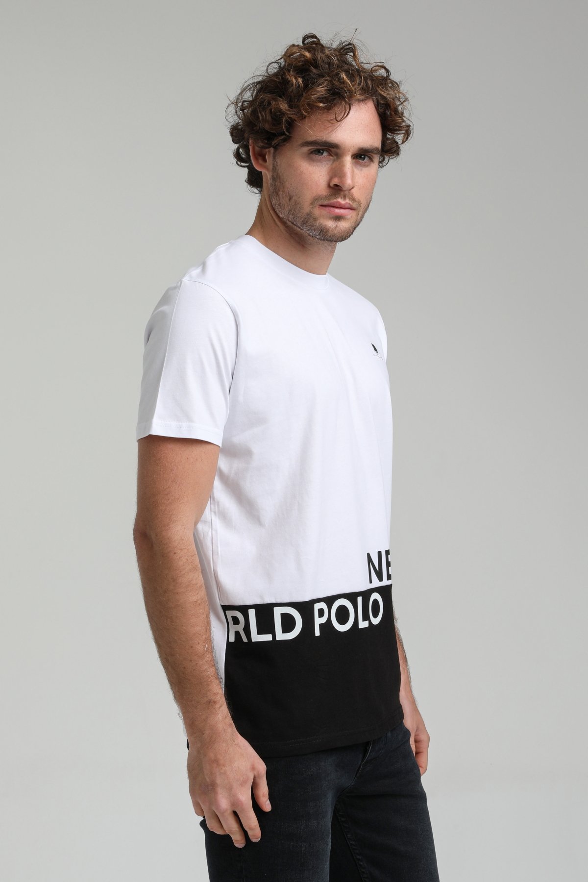 New World Polo Bisiklet Yaka Beyaz Slim Fit Tişört 23SSM20310
