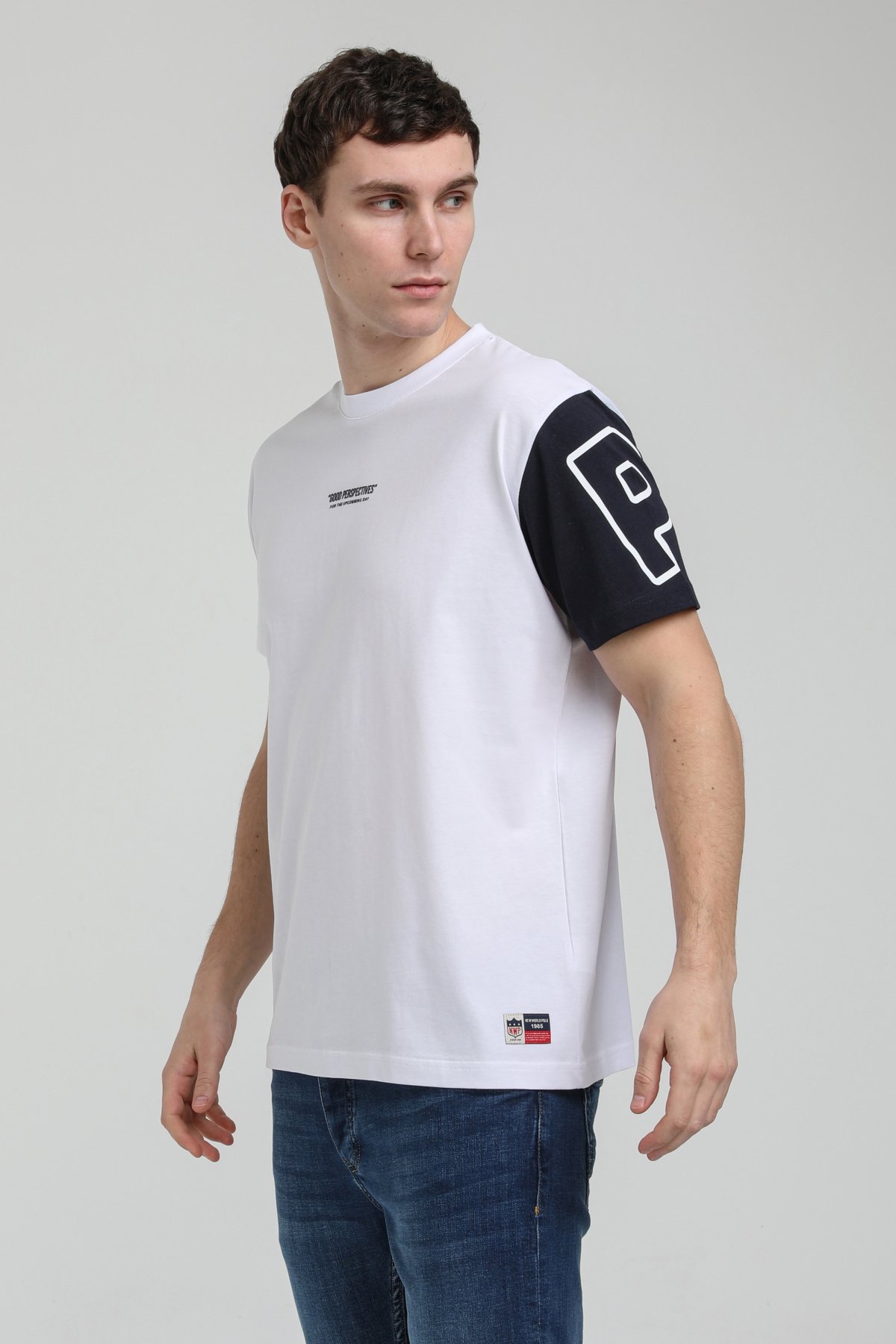 New World Polo Bisiklet Yaka Beyaz Slim Fit Tişört 23SSM20326