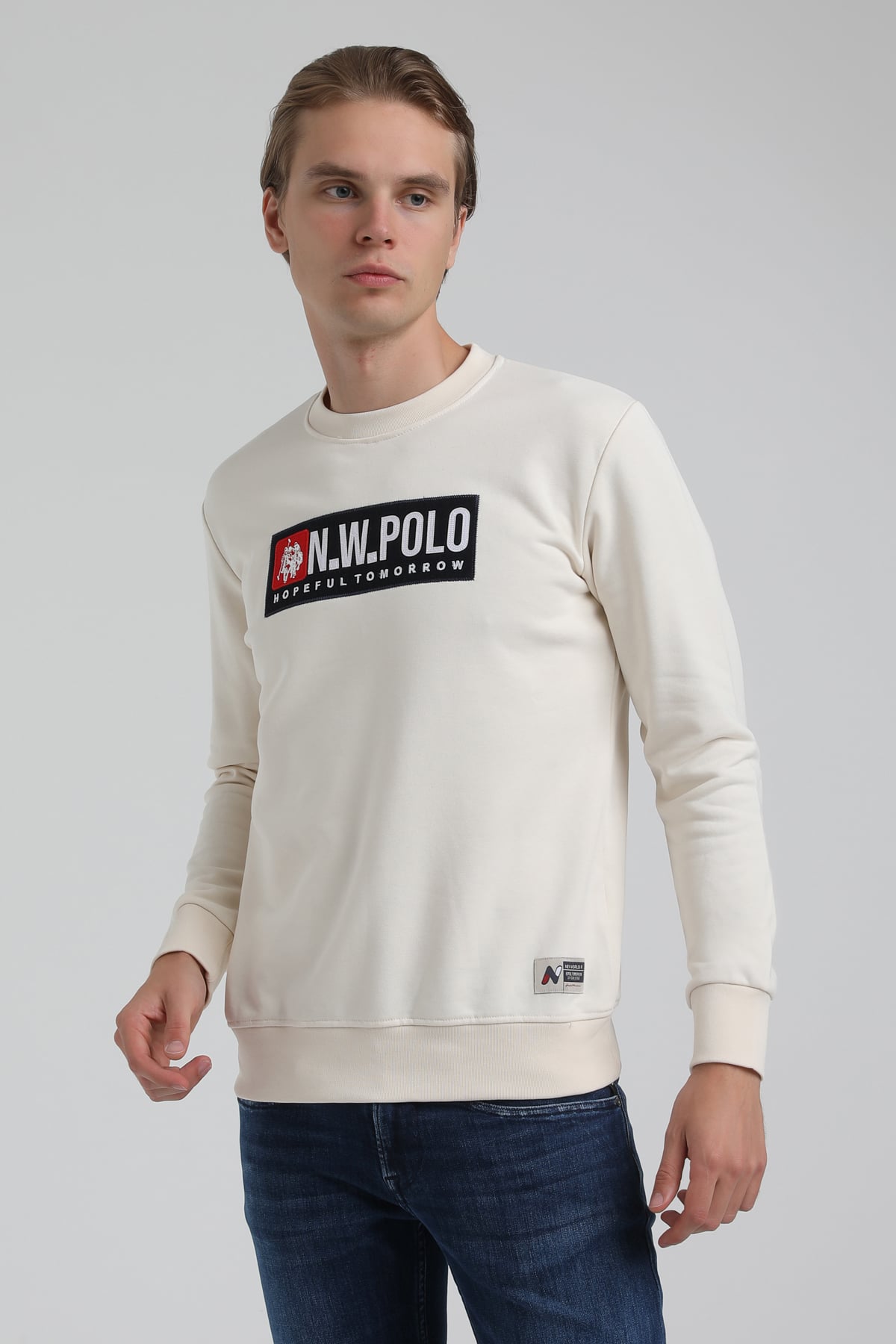New World Polo Bisiklet Yaka Ekru Regular Sweatshirt 22FWM60127