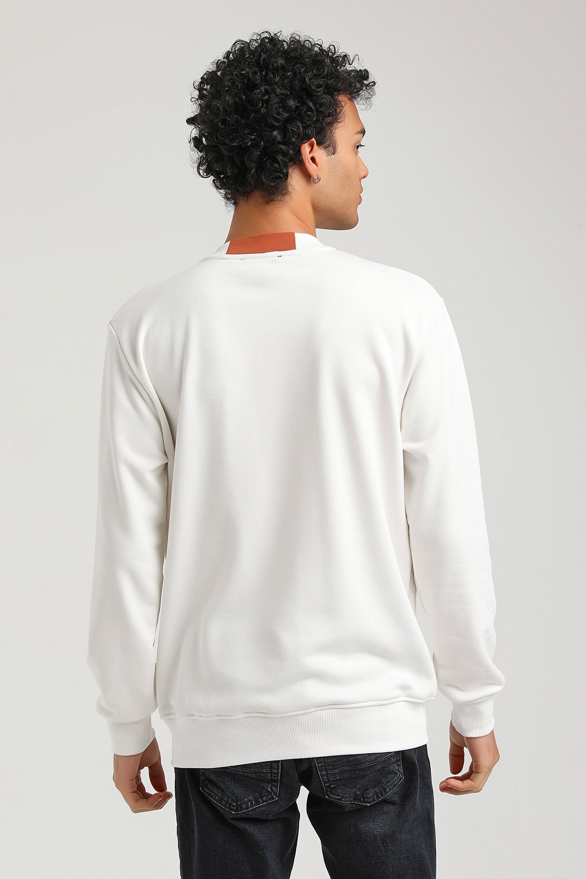 New World Polo Bisiklet Yaka Ekru Slim Fit Sweatshirt 23FWM60146