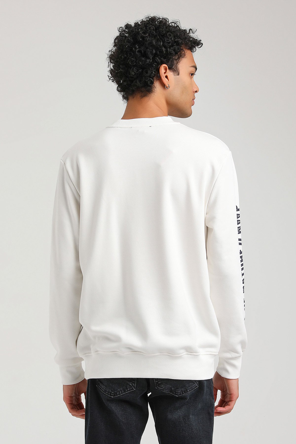 New World Polo Bisiklet Yaka Ekru Slim Fit Sweatshirt 23FWM60147