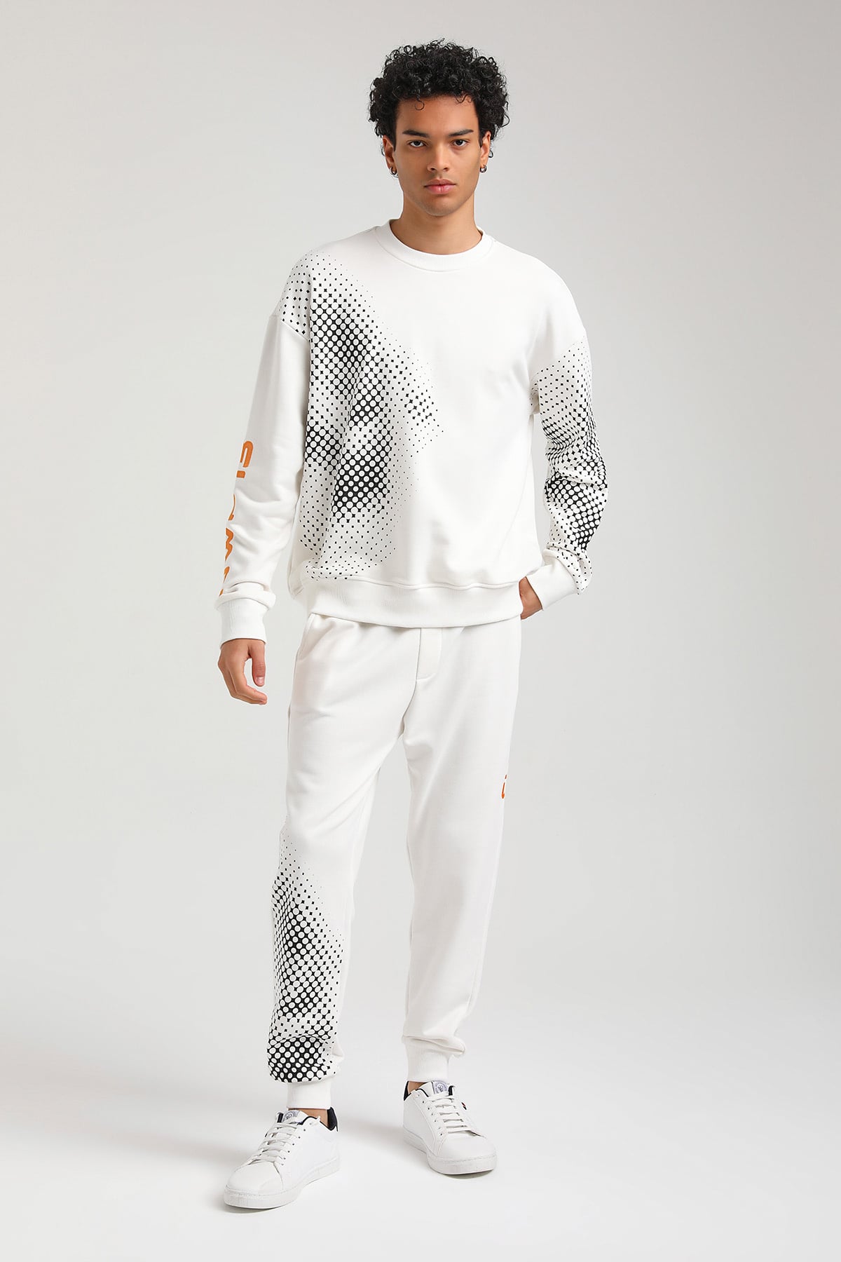 New World Polo Bisiklet Yaka Ekru Slim Fit Sweatshirt 23FWM60157