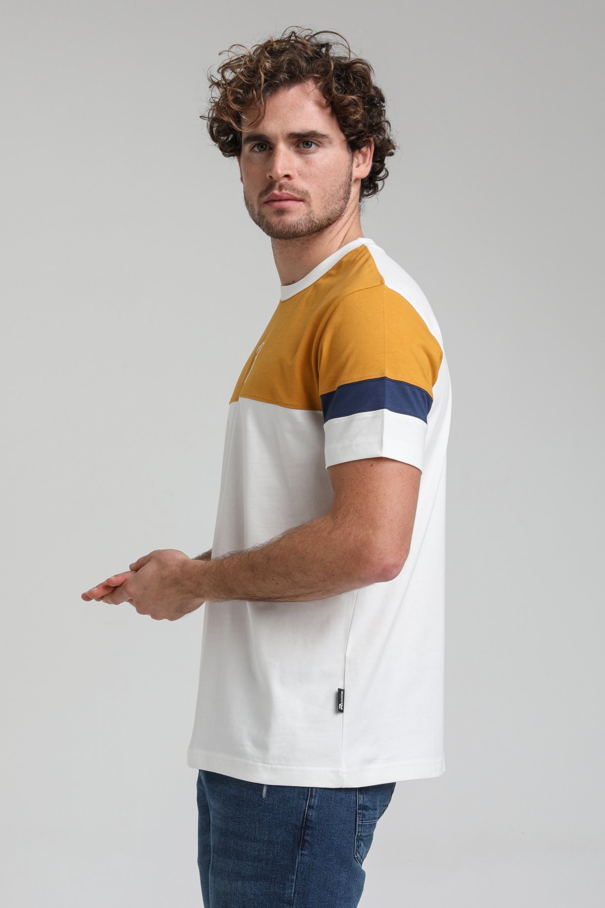 New World Polo Bisiklet Yaka Ekru Slim Fit Tişört 23SSM20322