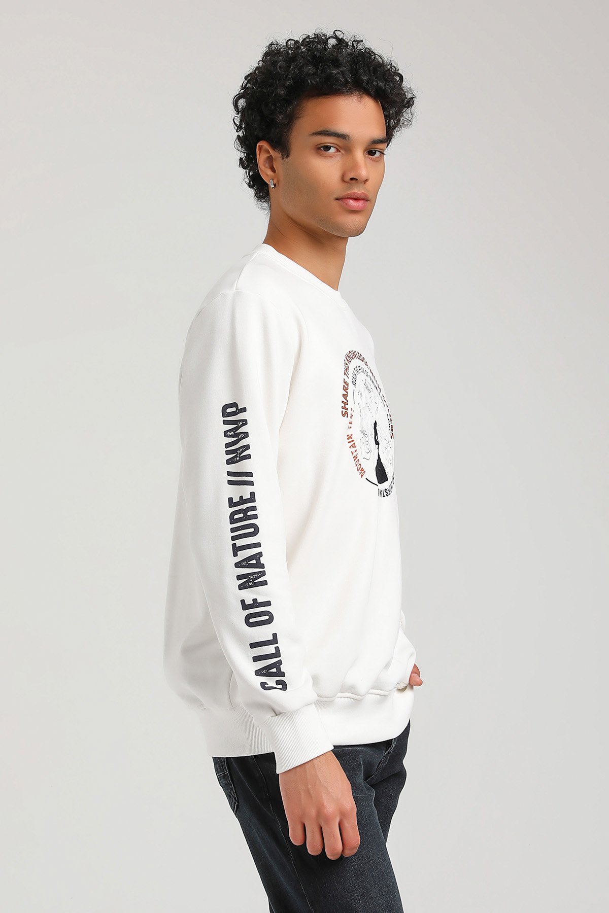 New World Polo Bisiklet Yaka Ekru Slim Fit Sweatshirt 23FWM60147