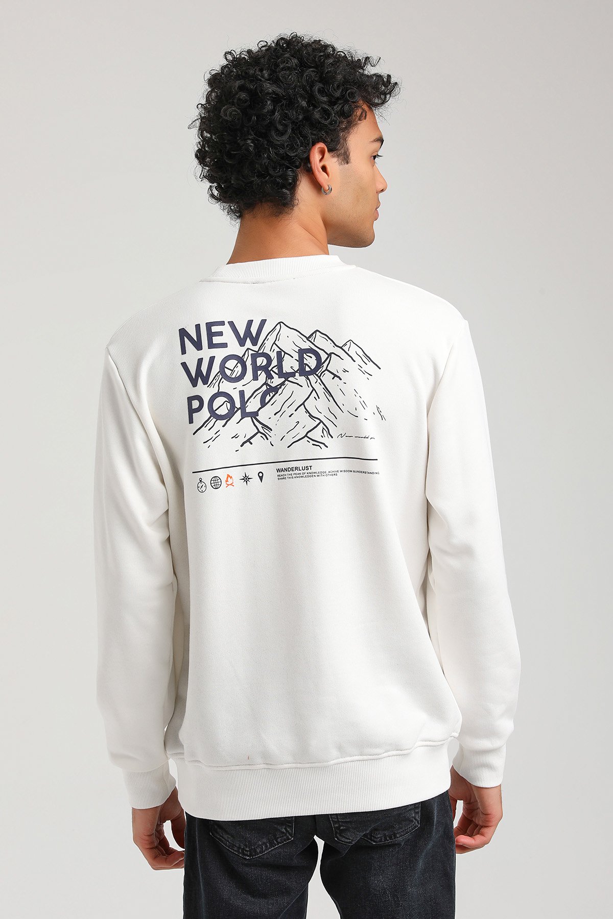 New World Polo Bisiklet Yaka Ekru Slim Fit Sweatshirt 23FWM60148