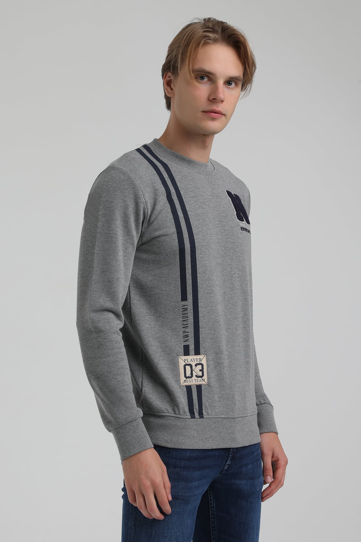 New World Polo Bisiklet Yaka Gri Regular Sweatshirt 22FWM60140