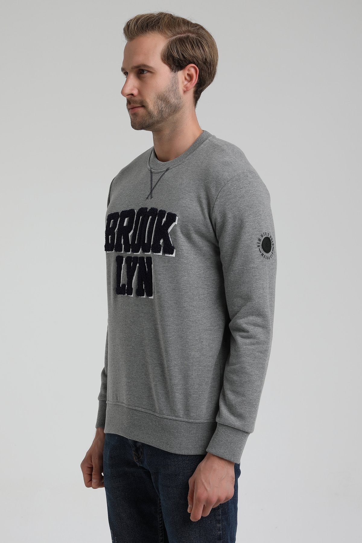 New World Polo Bisiklet Yaka Gri Slim Fit Sweatshirt 22FWM60120