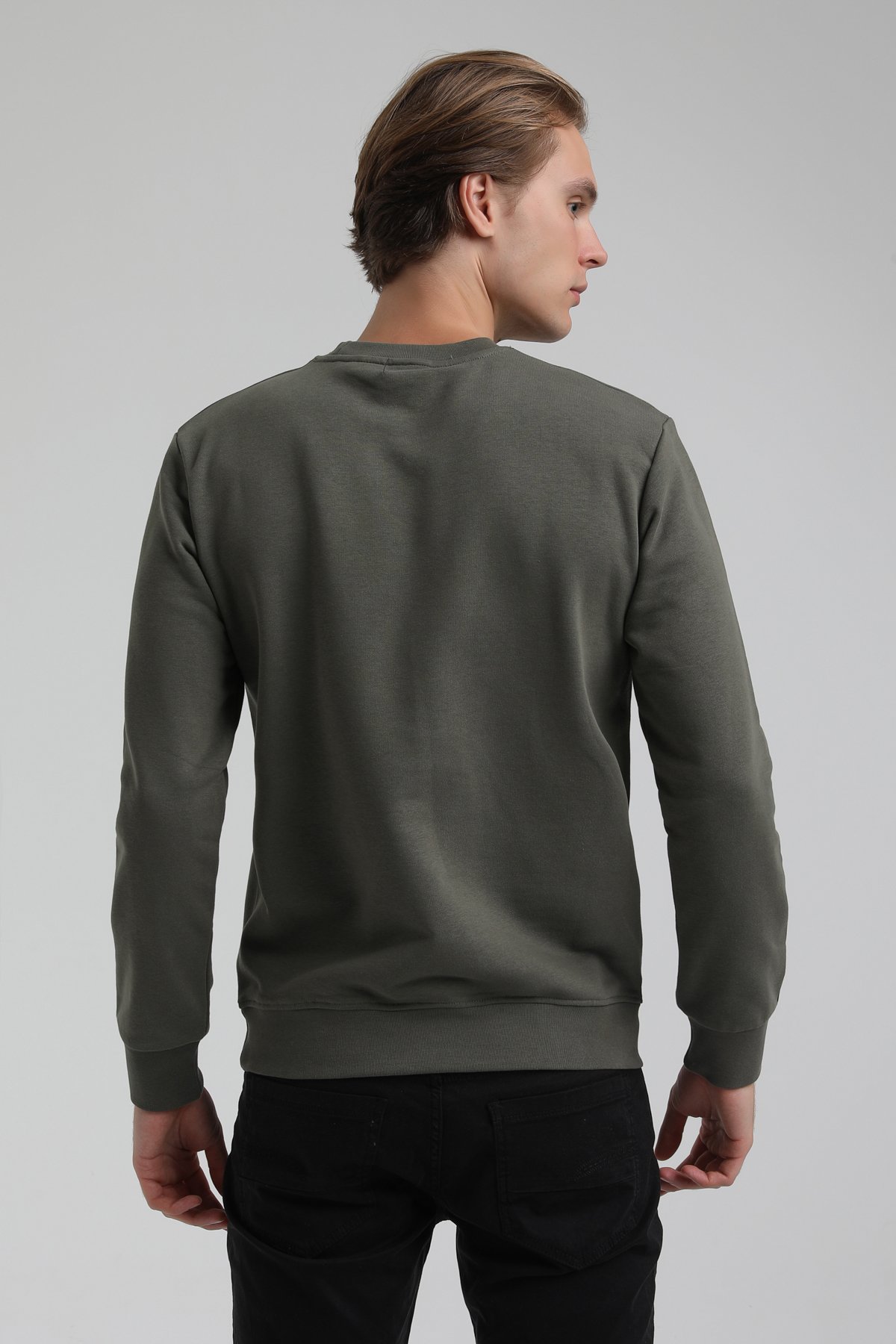 New World Polo Bisiklet Yaka Haki Regular Sweatshirt 22FWM60129