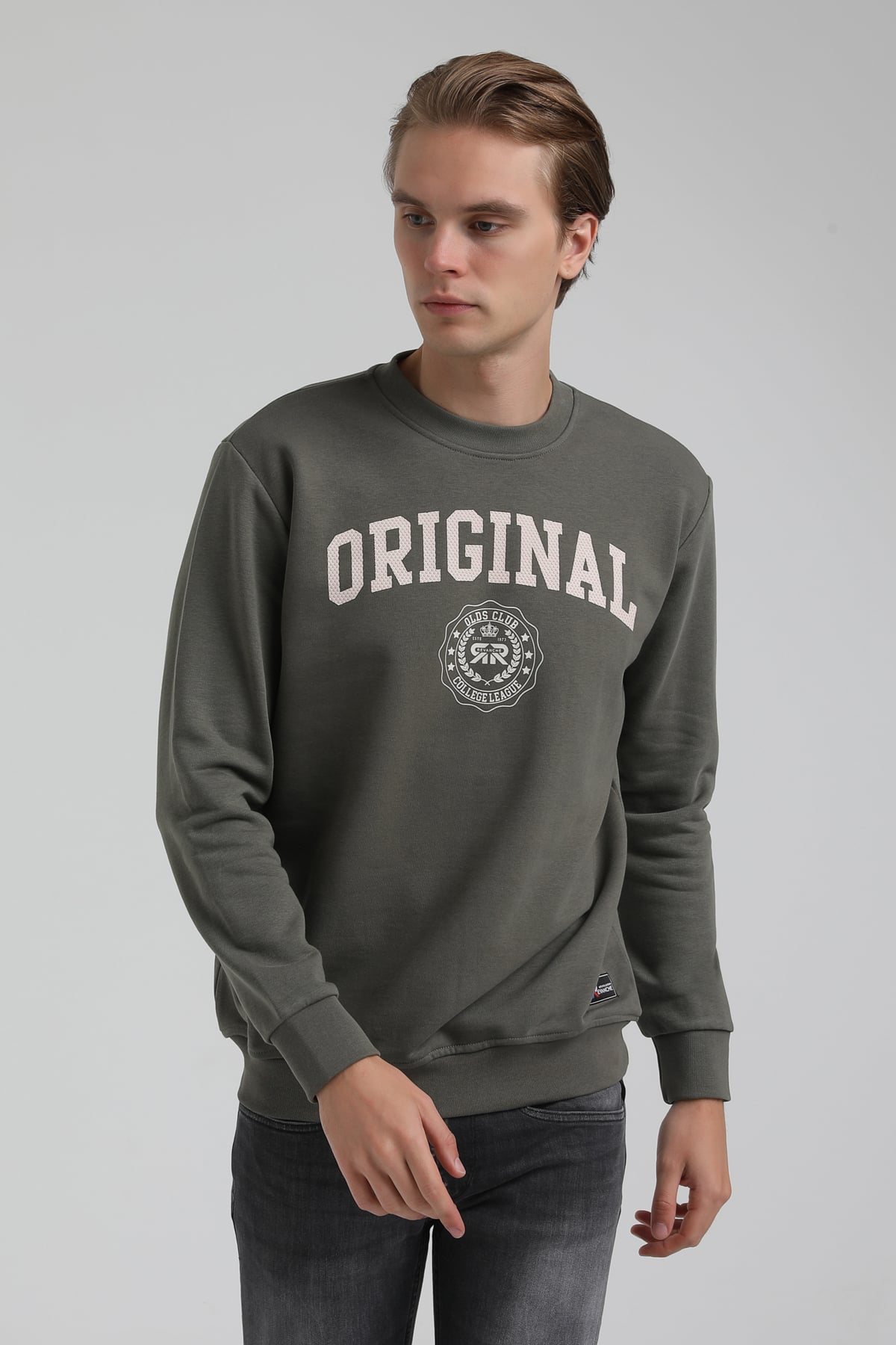 New World Polo Bisiklet Yaka Haki Regular Sweatshirt 22FWM60132