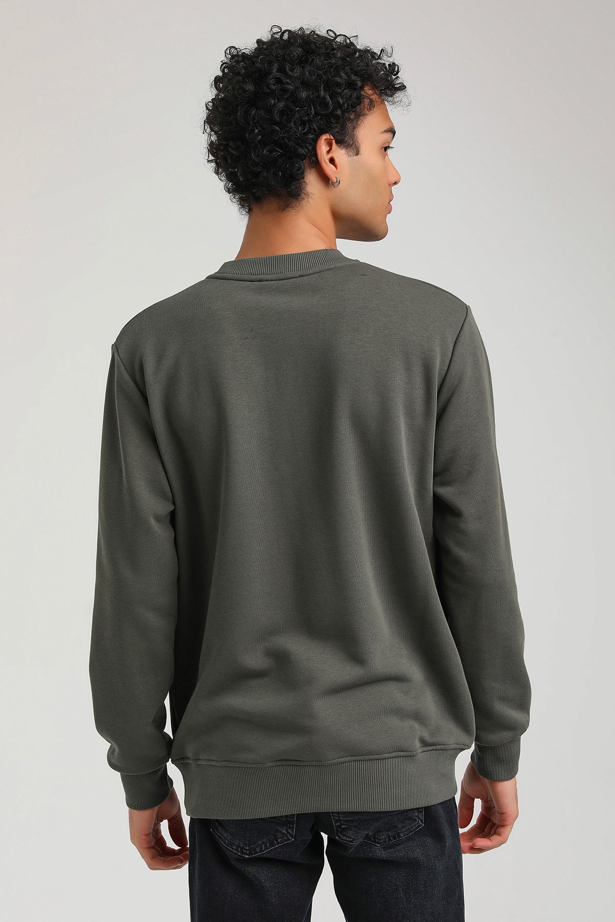 New World Polo Bisiklet Yaka Haki Regular Custom Sweatshirt 23FWM60149