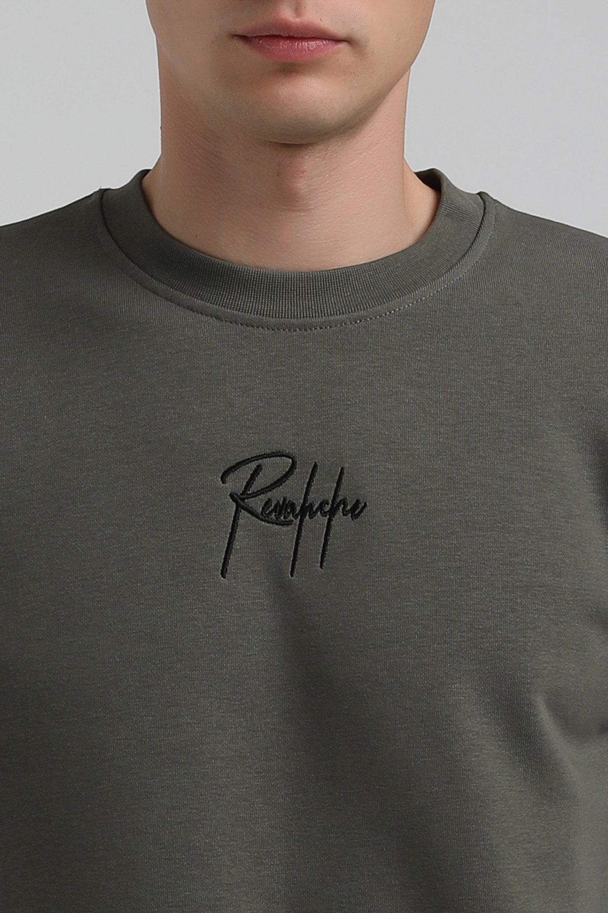 New World Polo Bisiklet Yaka Haki Regular Sweatshirt 22FWM60129