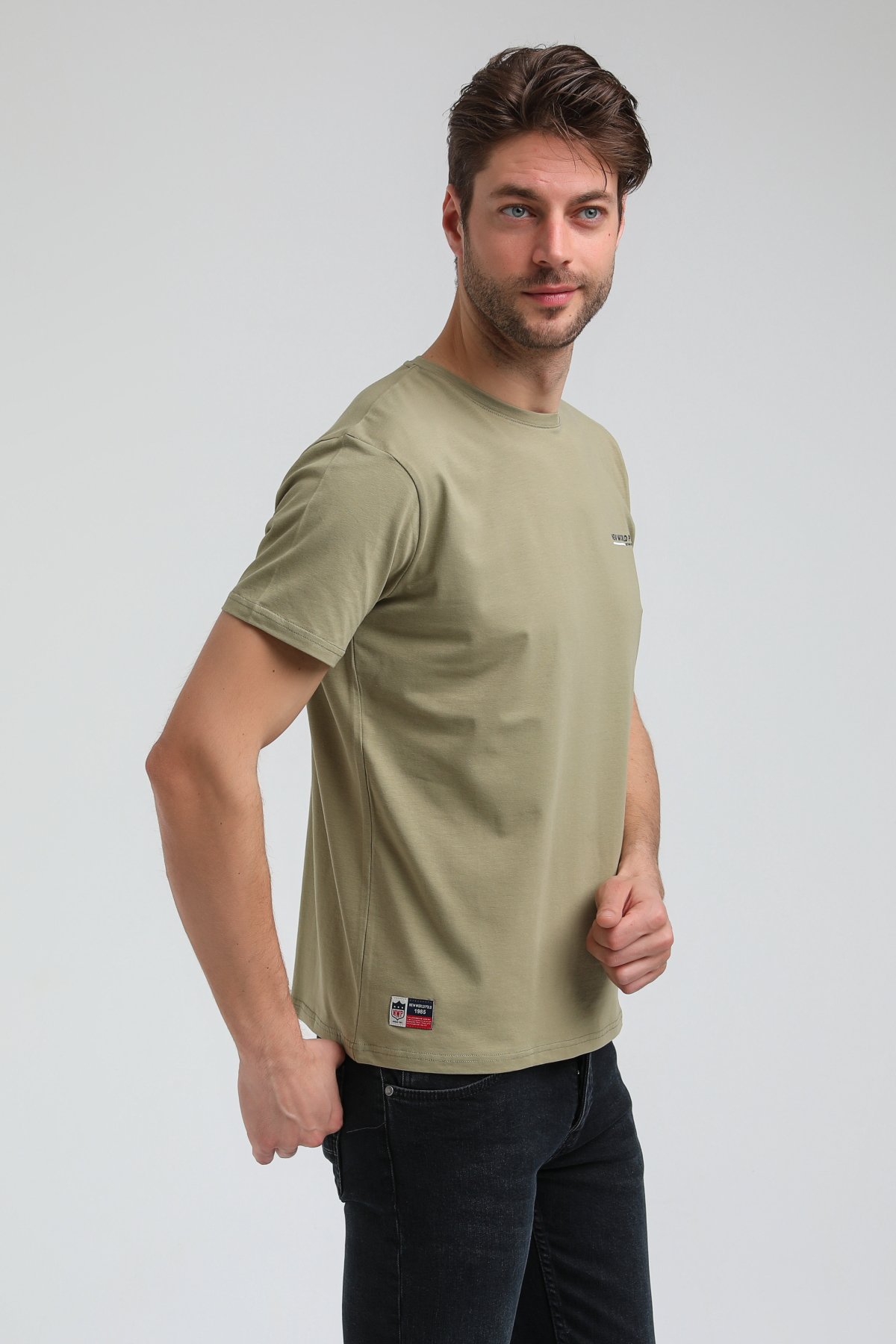 New World Polo Bisiklet Yaka Haki Regular Custom Tişört 23SSM20353