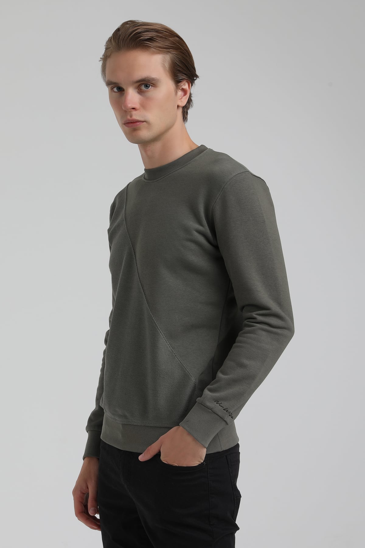 New World Polo Bisiklet Yaka Haki Regular Sweatshirt 22FWM60125