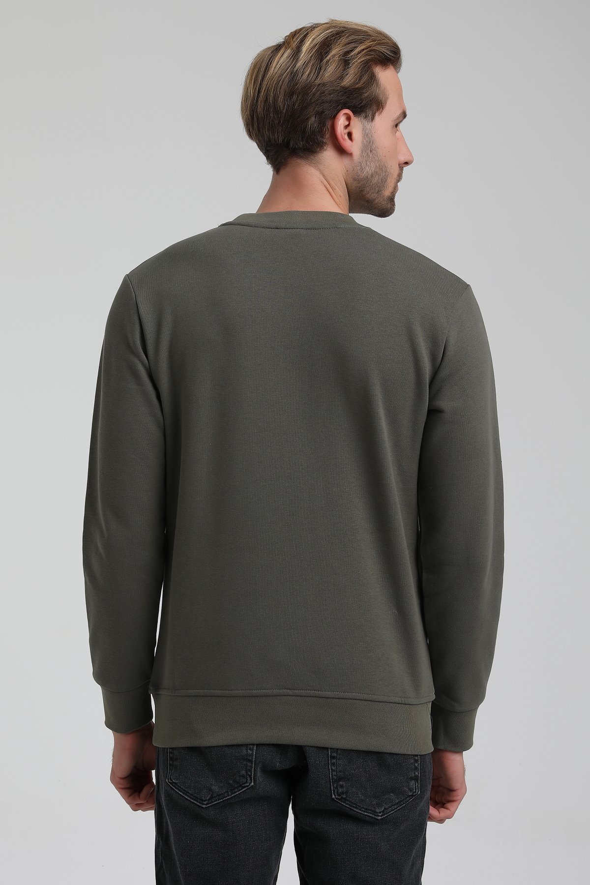 New World Polo Bisiklet Yaka Haki Slim Fit Sweatshirt 22FWM60122
