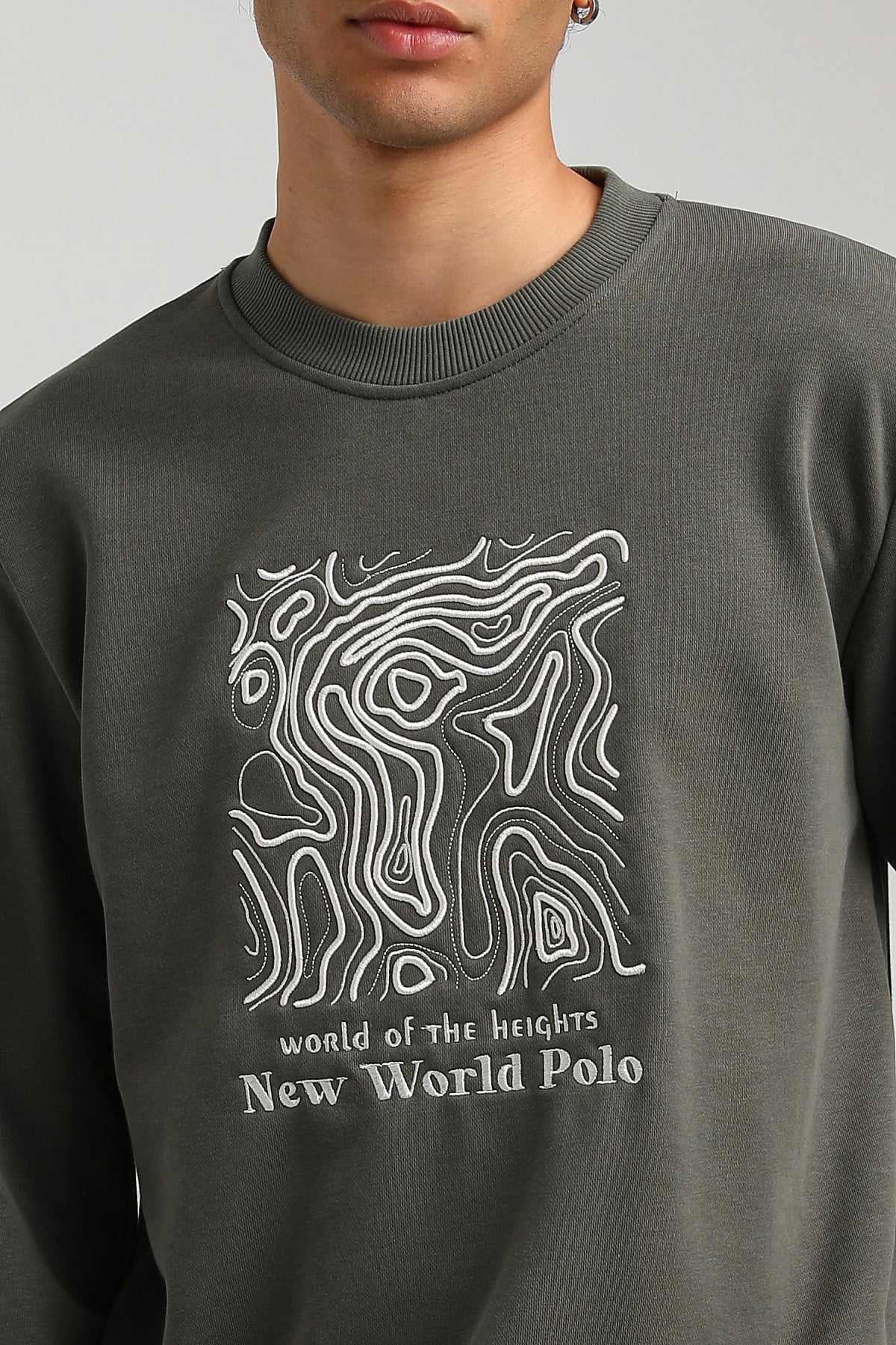 New World Polo Bisiklet Yaka Haki Slim Fit Sweatshirt 23FWM60153