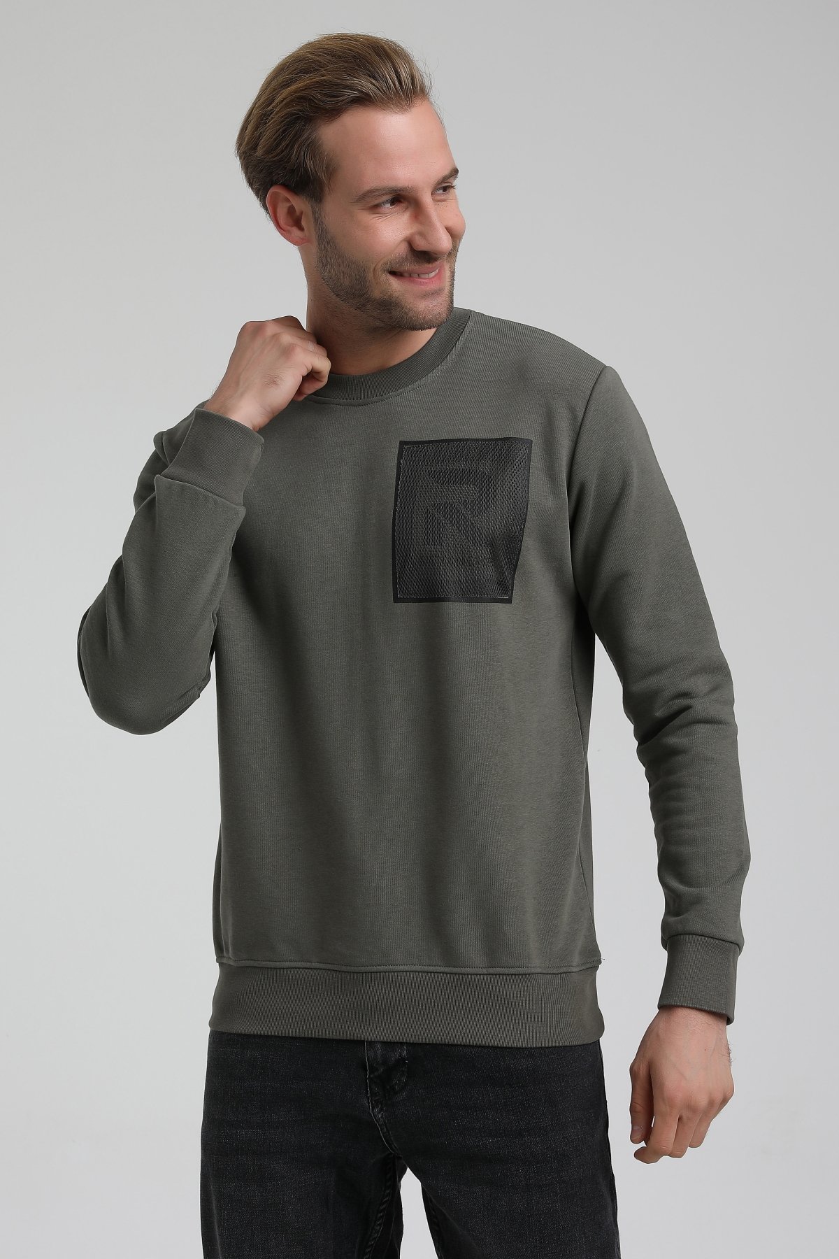 New World Polo Bisiklet Yaka Haki Slim Fit Sweatshirt 22FWM60119