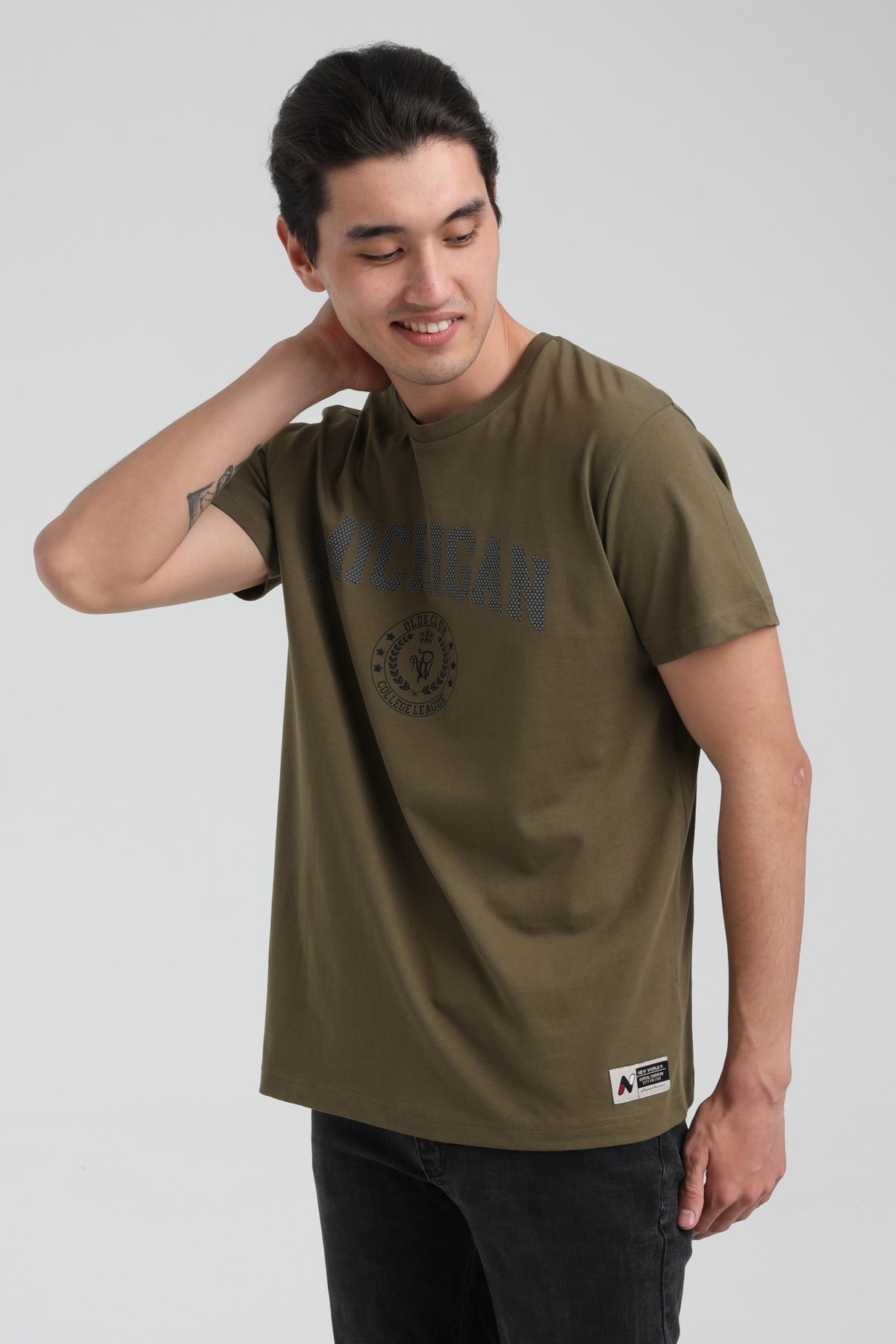 New World Polo Bisiklet Yaka Haki Slim Fit Tişört 22.01.T4.004