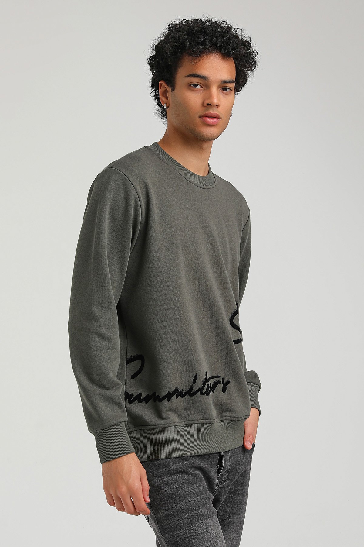 New World Polo Bisiklet Yaka Haki Slim Fit Sweatshirt 23FWM60150