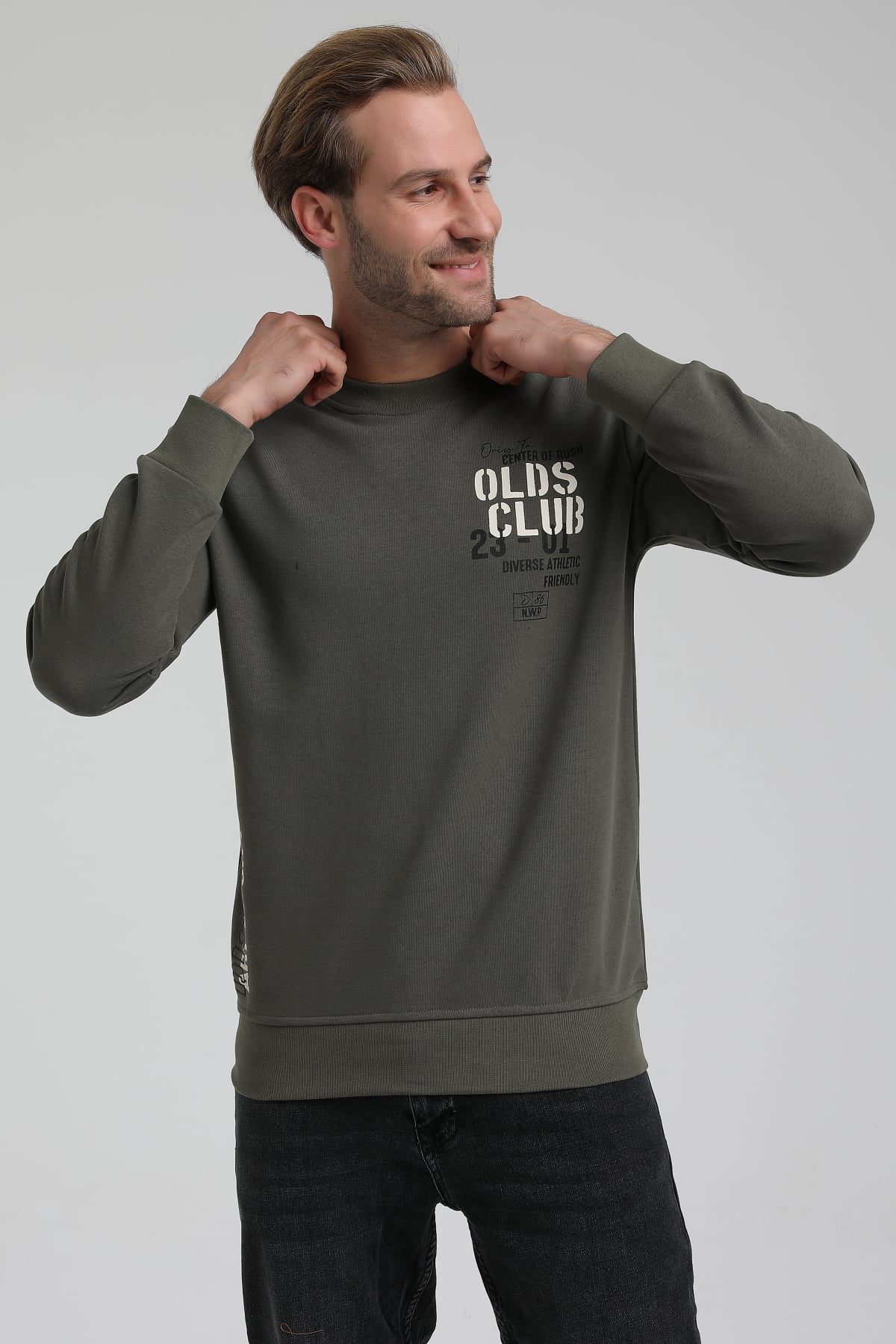 New World Polo Bisiklet Yaka Haki Slim Fit Sweatshirt 22FWM60122