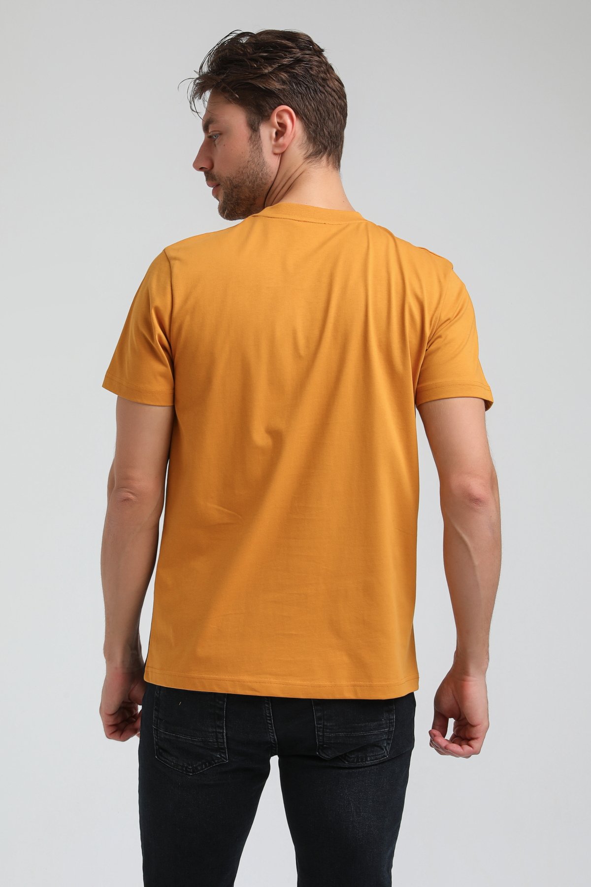 New World Polo Bisiklet Yaka Hardal Slim Fit Tişört 23SSM20319