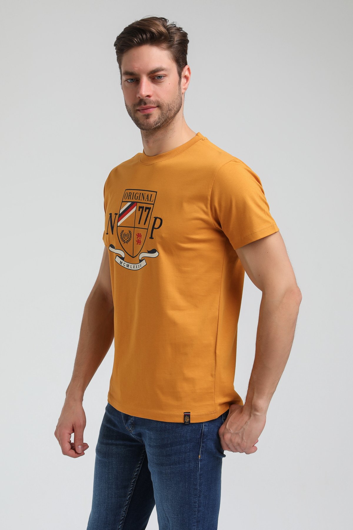 New World Polo Bisiklet Yaka Hardal Slim Fit Tişört 23SSM20313