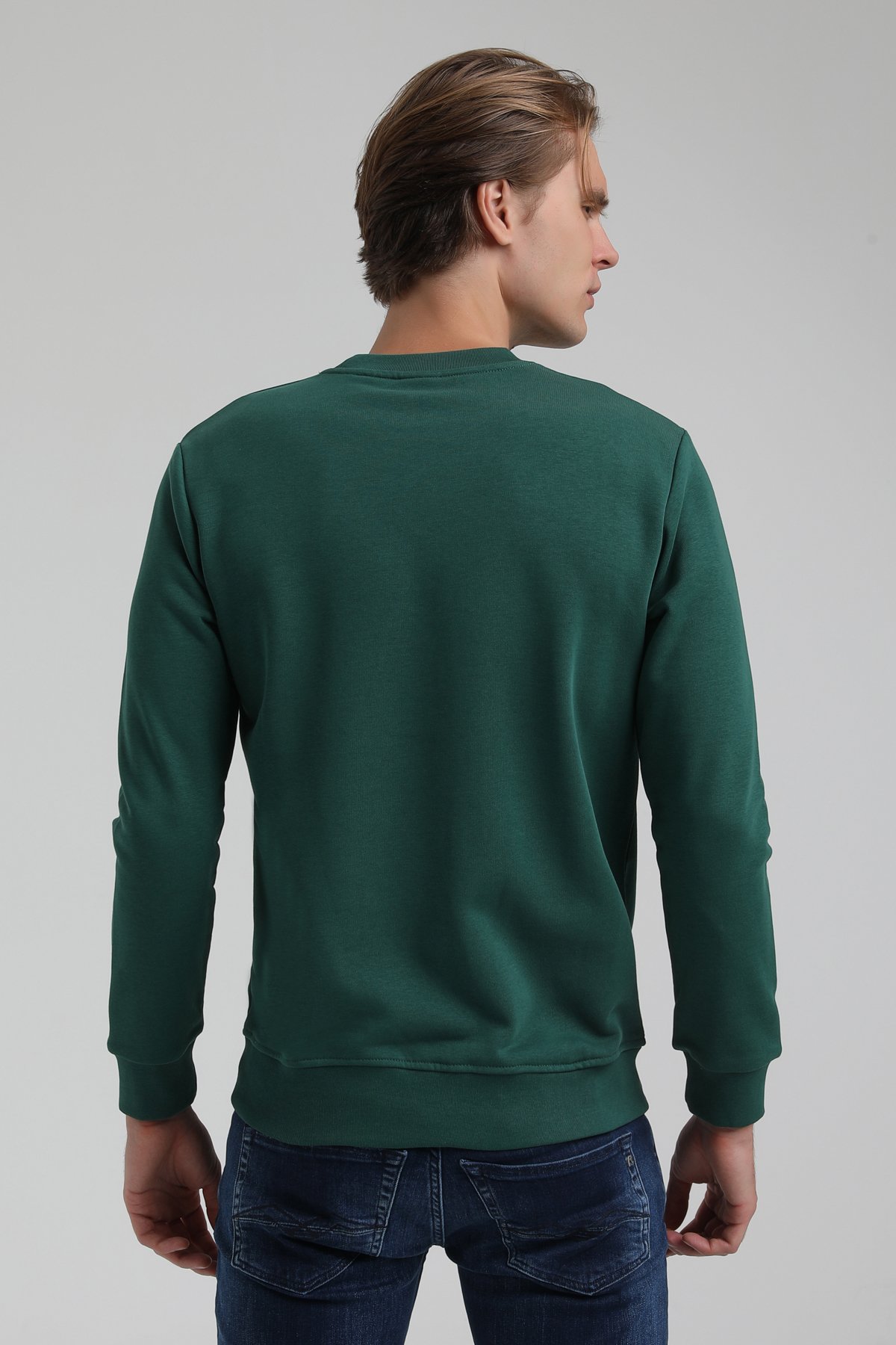 New World Polo Bisiklet Yaka Koyu Yeşil Regular Sweatshirt 22FWM60123