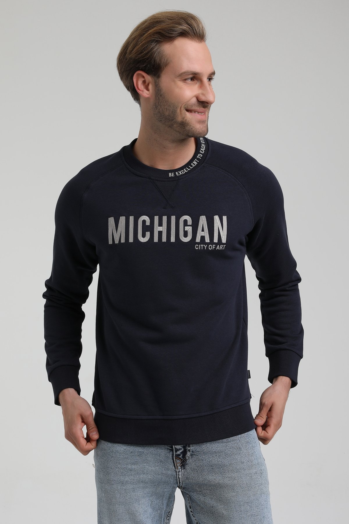 New World Polo Bisiklet Yaka Lacivert Slim Fit Sweatshirt 22FWM60135