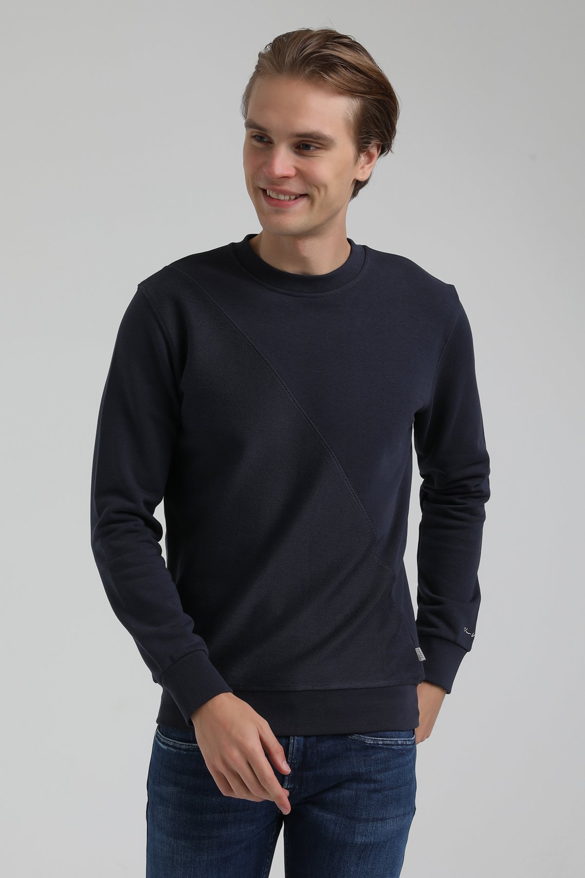 New World Polo Bisiklet Yaka Lacivert Regular Sweatshirt 22FWM60125
