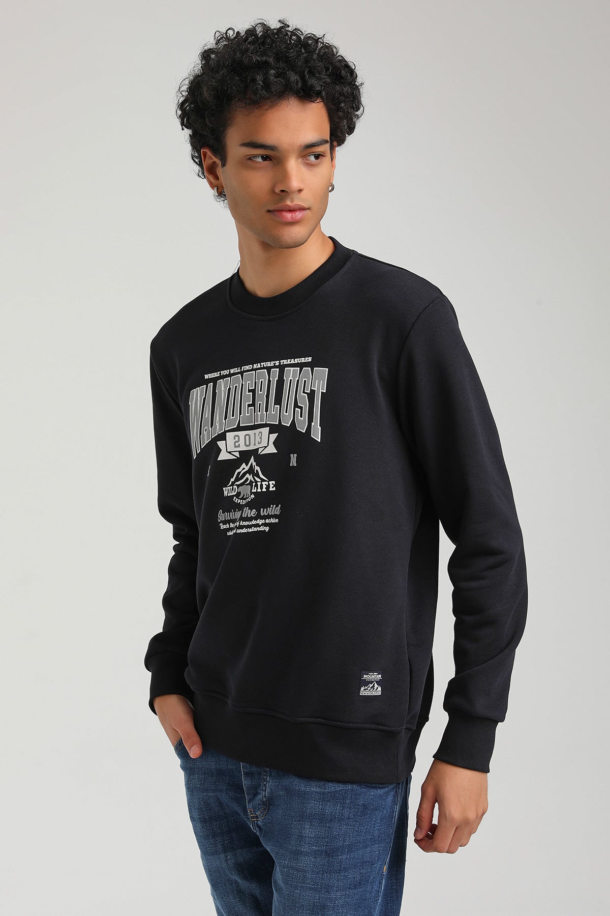 New World Polo Bisiklet Yaka Lacivert Slim Fit Sweatshirt 23FWM60146