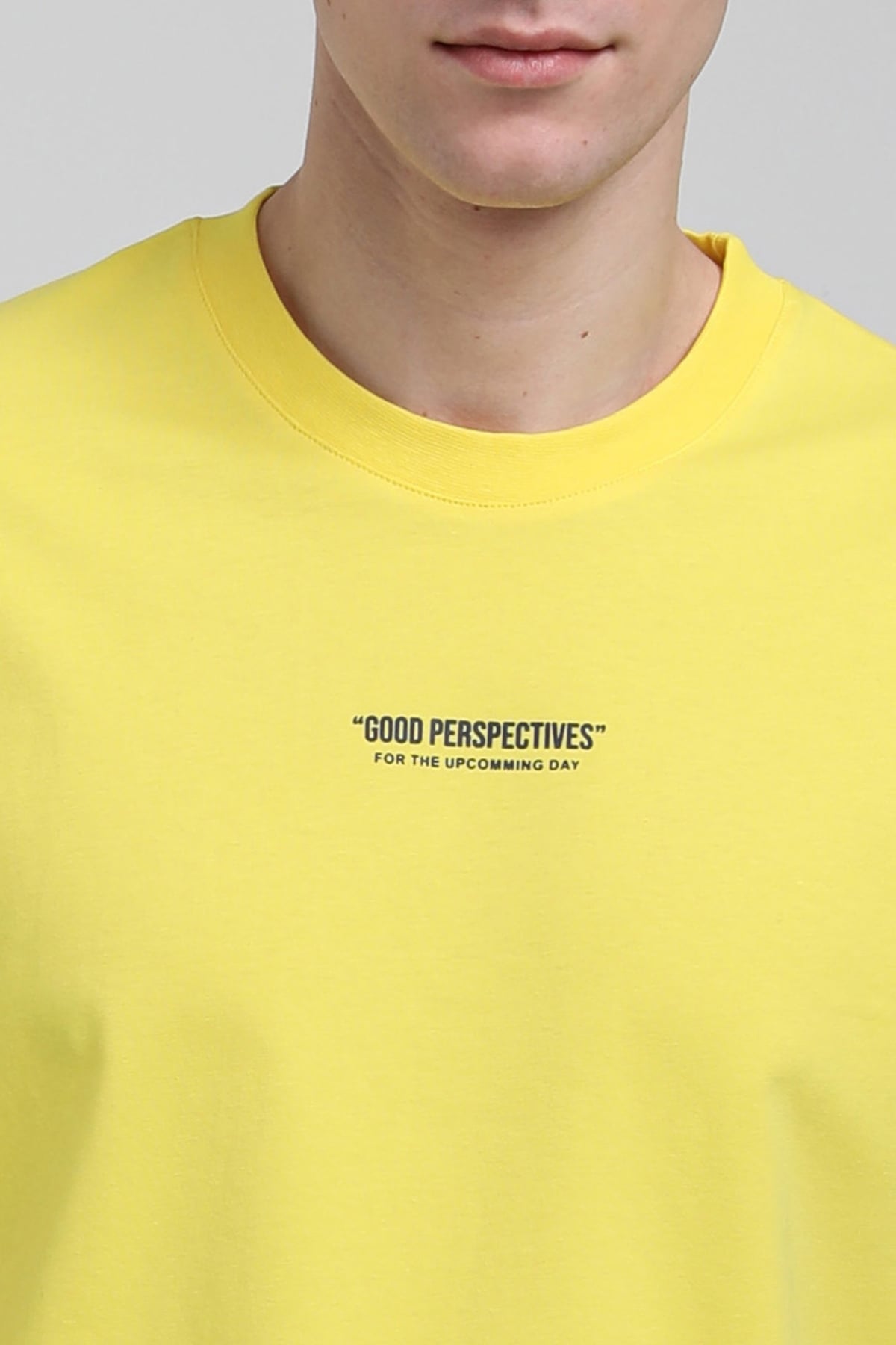 New World Polo Bisiklet Yaka Sarı Slim Fit Tişört 23SSM20326
