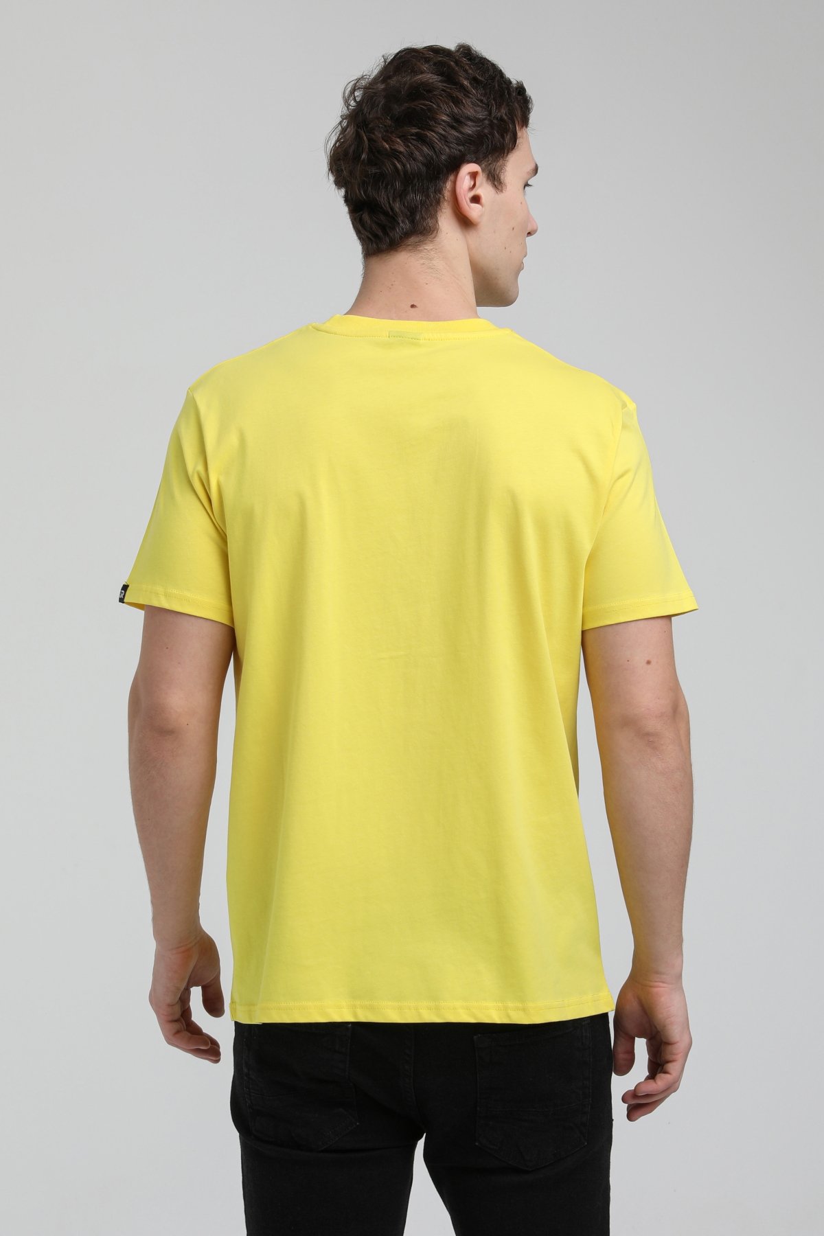New World Polo Bisiklet Yaka Sarı Slim Fit Tişört 23SSM20303