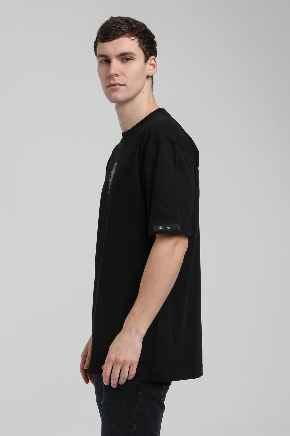 New World Polo Bisiklet Yaka Siyah Oversize Tişört 23SSM20331