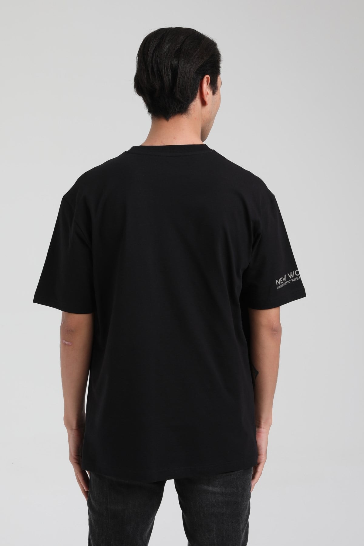 New World Polo Bisiklet Yaka Siyah Oversize Tişört 22.01.T4.006
