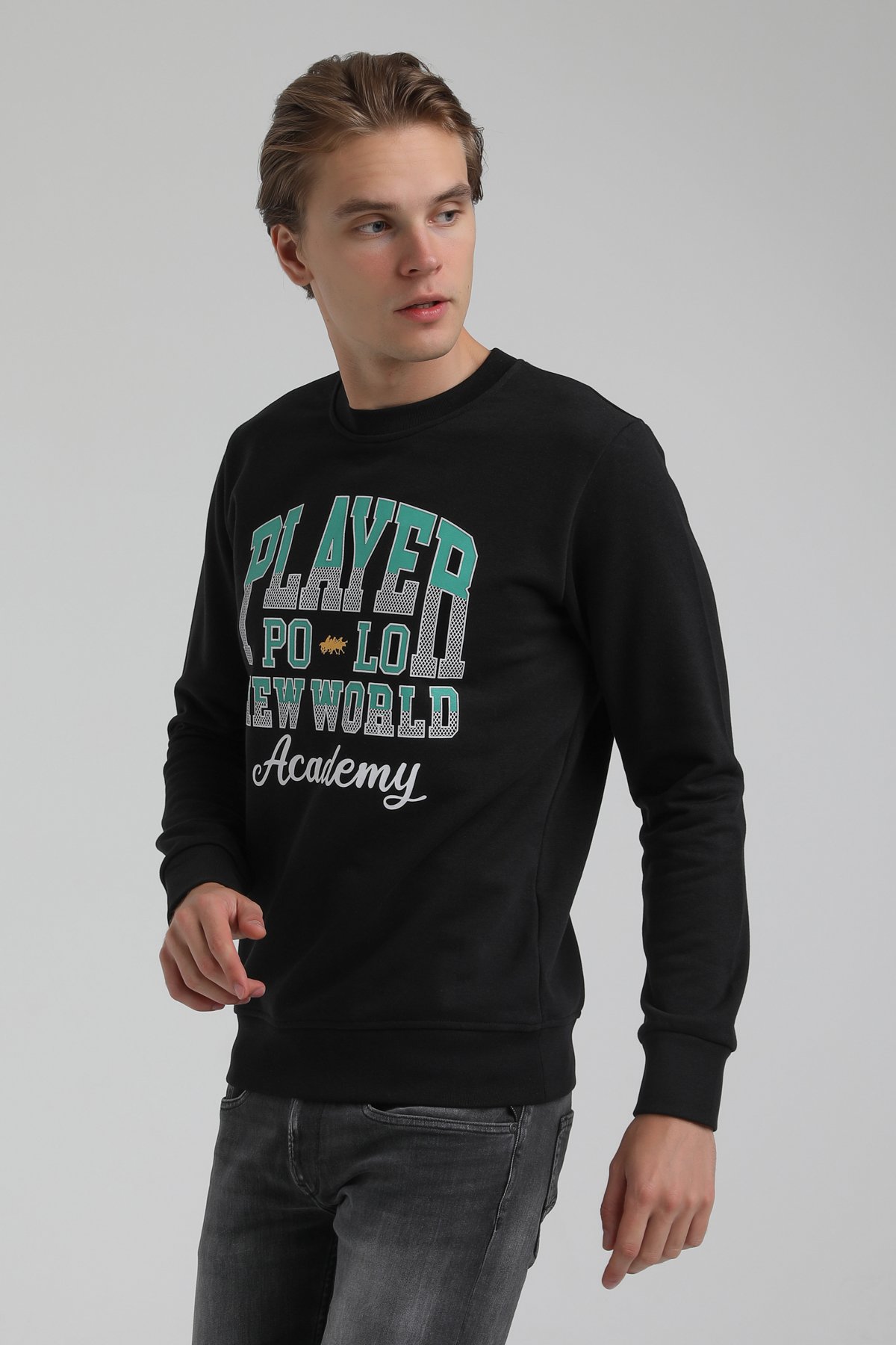New World Polo Bisiklet Yaka Siyah Regular Sweatshirt 22FWM60137
