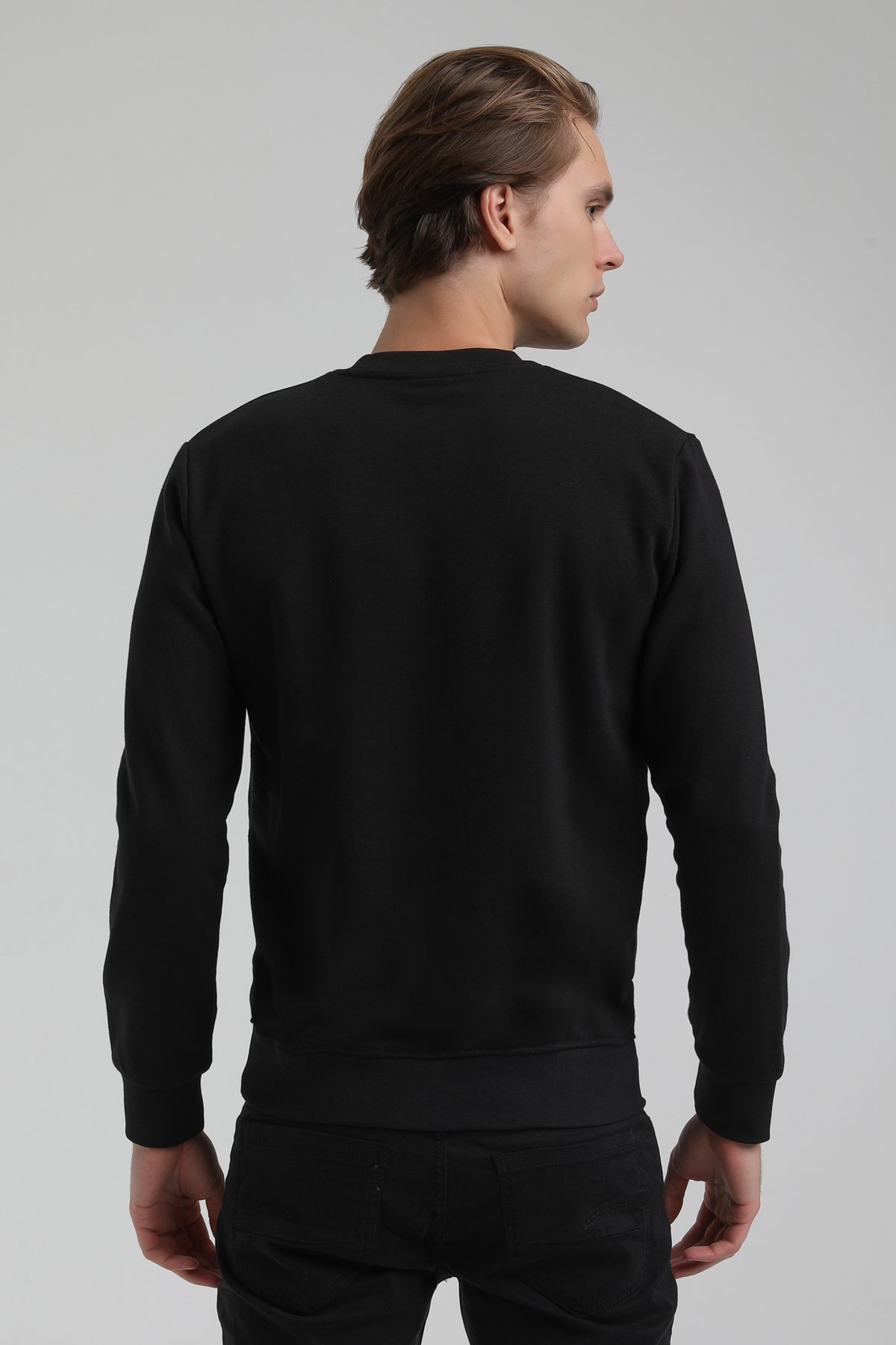 New World Polo Bisiklet Yaka Siyah Regular Sweatshirt 22FWM60123