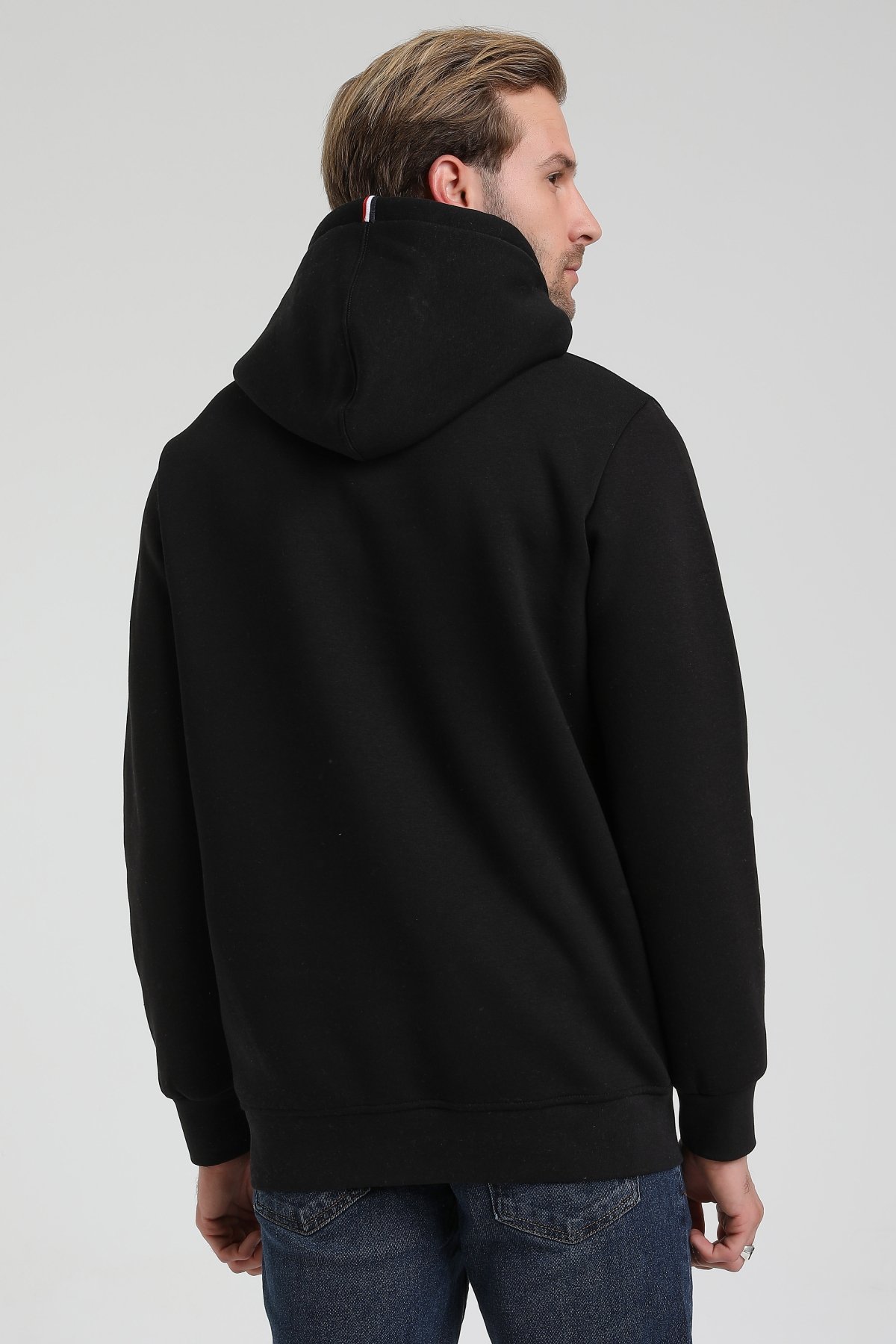 New World Polo Bisiklet Yaka Siyah Slim Fit Sweatshirt 22FWM64032