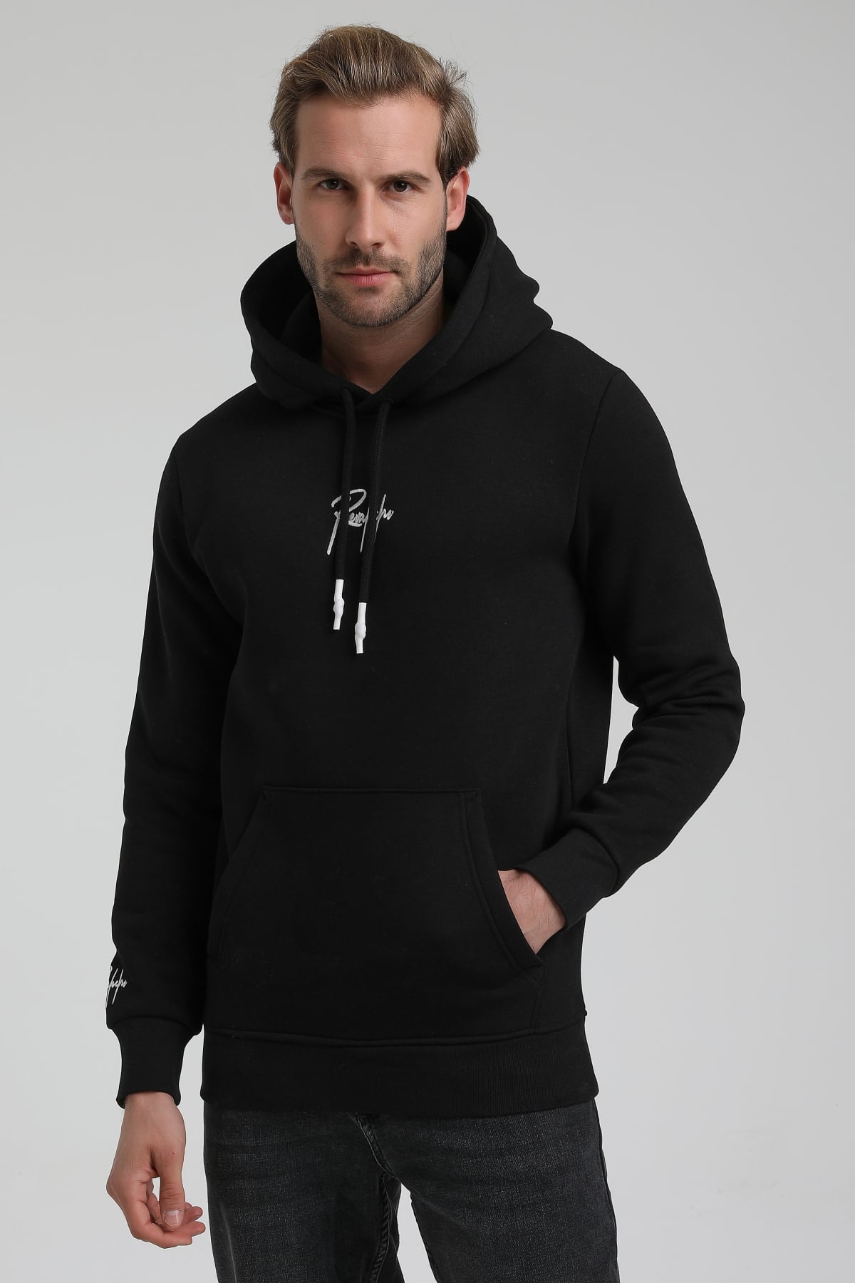 New World Polo Bisiklet Yaka Siyah Slim Fit Sweatshirt 22FWM64034