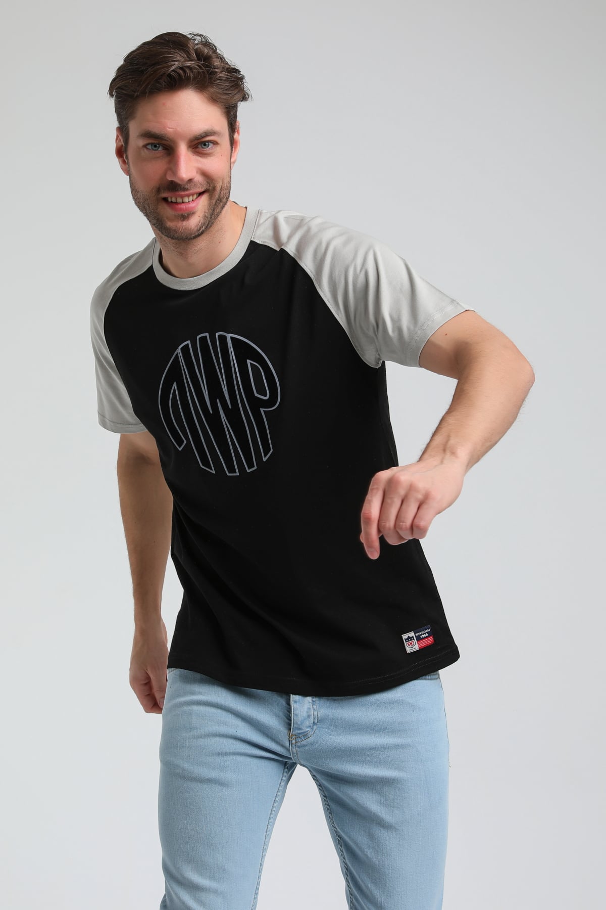 New World Polo Bisiklet Yaka Siyah Slim Fit Tişört 23SSM20301